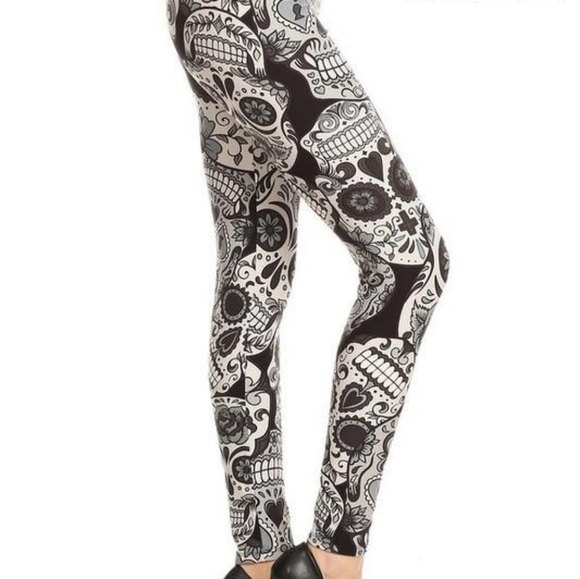 LEGGINGS DEPOT Black & White Sugar Skull Print Full Length Leggings Size 12 NWT - Picture 1 of 3